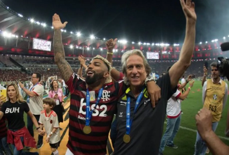 Gabigol e Jorge Jesus levantaram diversas taças juntos no Flamengo