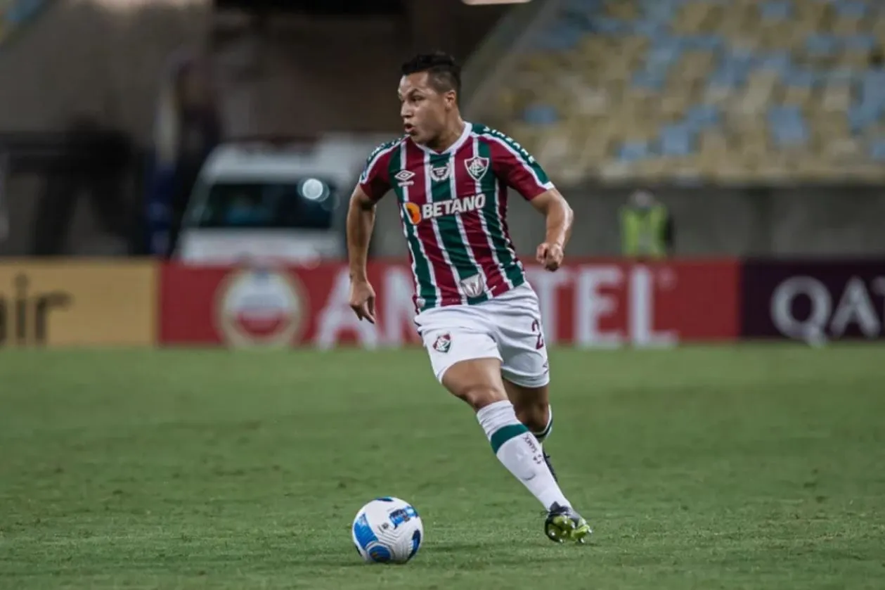 Marlon pertence ao Fluminense desde 2017, mas não conseguiu se firmar no clube