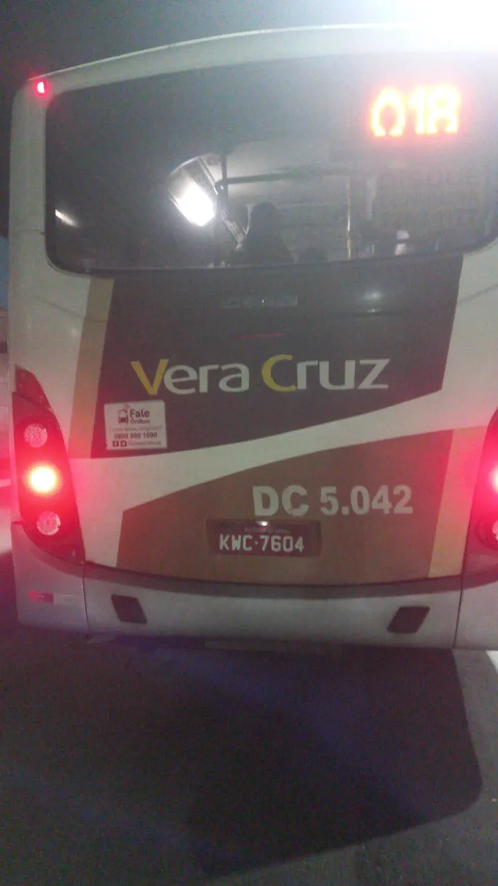 Ônibus seguia da Baixada para o Centro do Rio