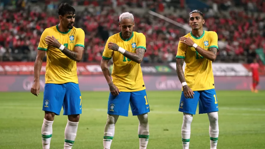 Ao lado de Neymar e Vinicius Júnior, Raphinha foi um dos principais nomes da Seleção na temporada