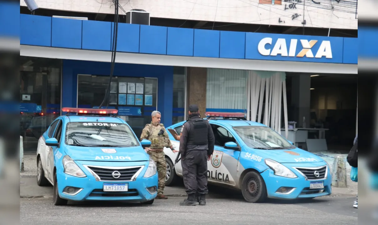 Criminosos explodiram agência da Caixa Econômica em São Gonçalo