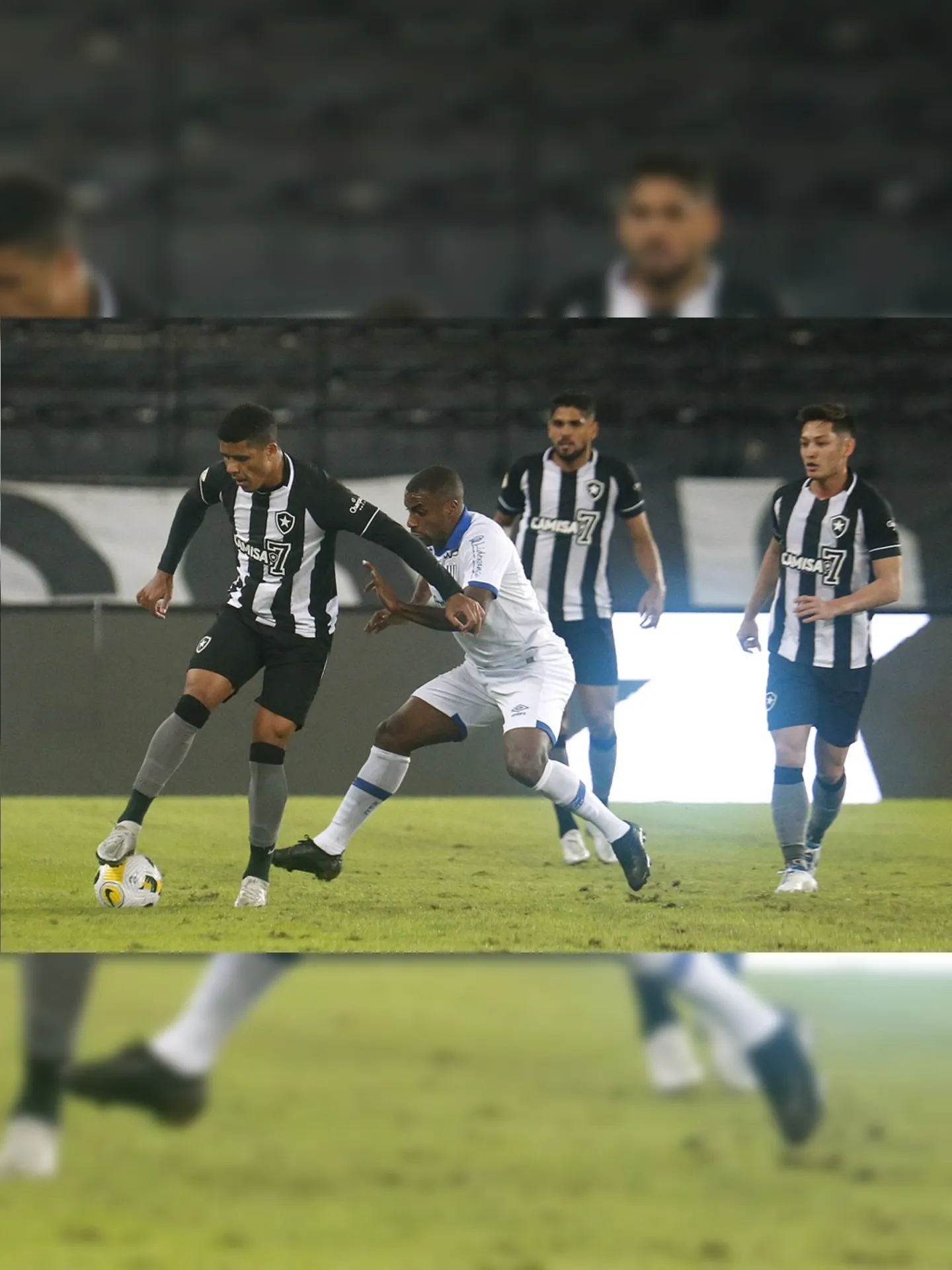 Botafogo não conseguiu passar pela defesa do Avaí