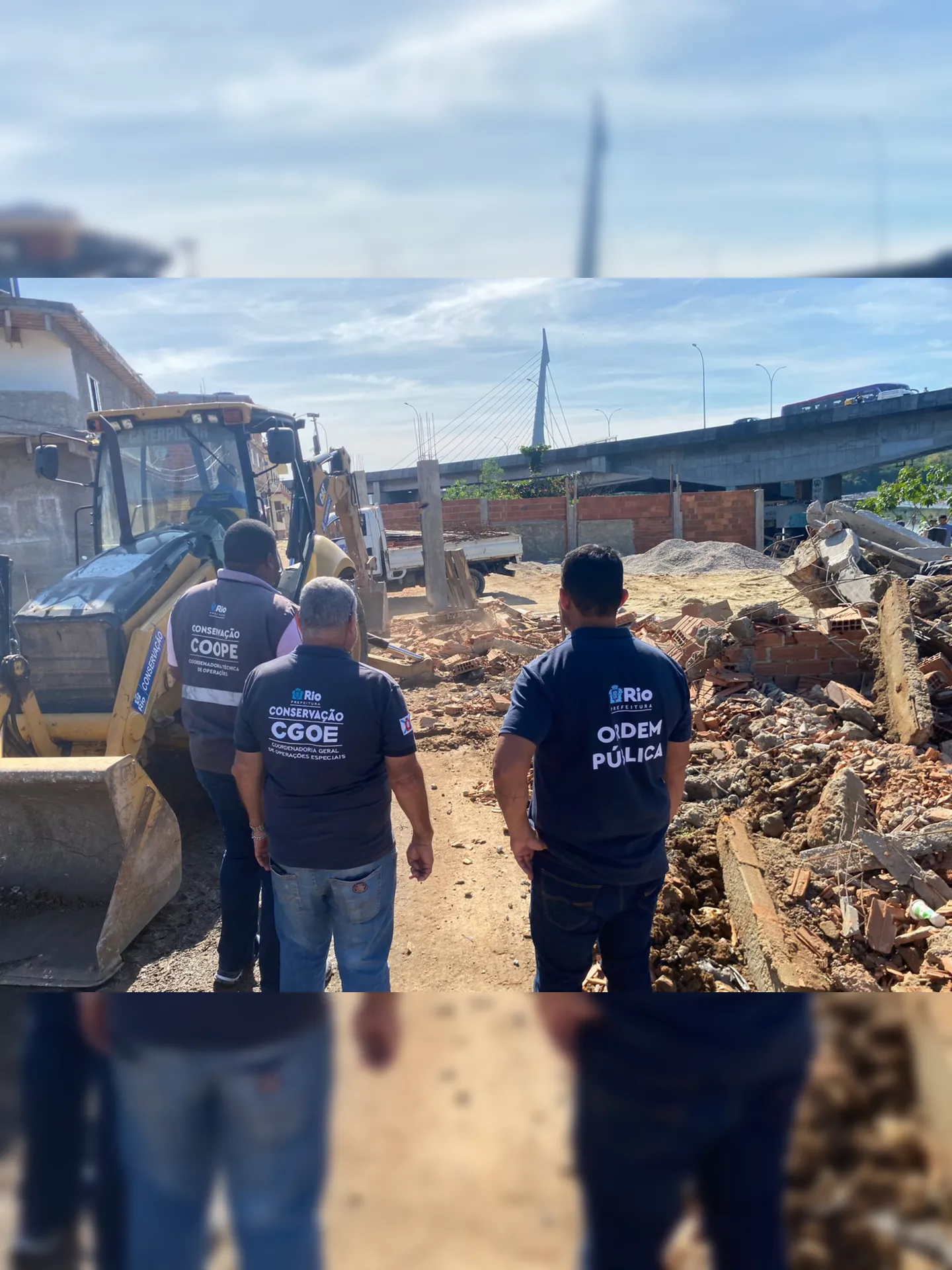 Secretaria de Ordem Pública realiza demolição de construção irregular que ocupava 520m² na Maré