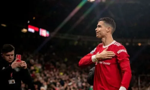 Cristiano Ronaldo deve deixar o Manchester United ao final da temporada europeia