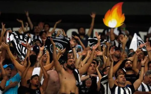 Torcida do Botafogo lotou seu setor no Castelão, contra o Ceará