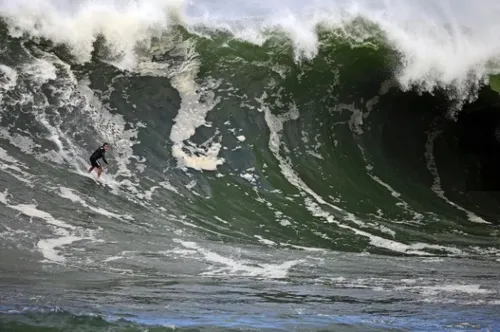 Surfista Gabriel Sampaio falou com o Enfoco