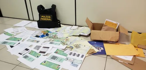 Agentes prenderam um idoso sob a suspeita de fraude contra o INSS