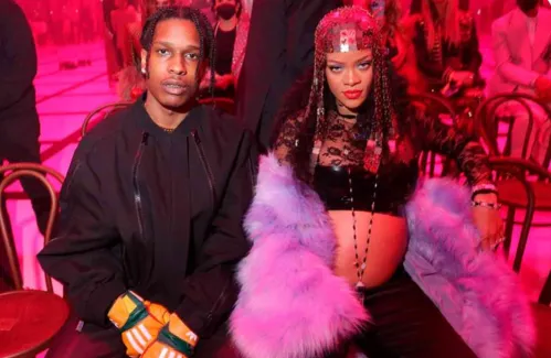 Nascido no último dia 13 de maio, o bebê mais esperado do mundo pop, o filho de Rihanna e A$AP Rocky já entrou para a lista de bebês bilionários do mundo