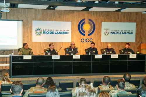 Coletiva sobre operação na Vila Cruzeiro