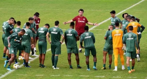 Fernando Diniz tem problemas de desgaste físico dentro do elenco