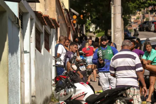 A PM continua nesta quarta-feira (25) com o policiamento na região