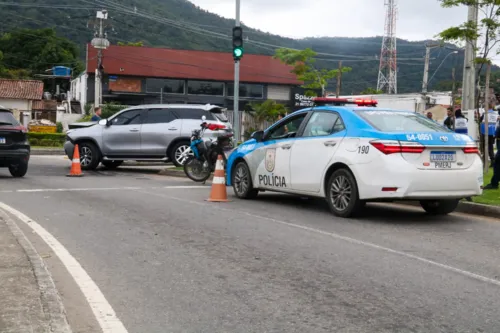 Ex-policial civil é morto a tiros na Região Oceânica de Niterói