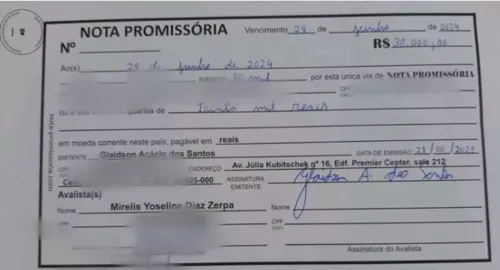 Uma nota promissória foi apresentada pela vítima aos investigadores.