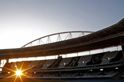 Botafogo volta ao Nilton Santos com necessidade de vitória