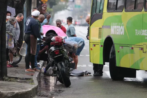 Testemunhas resguardaram o local até a chegada do Corpo de Bombeiros