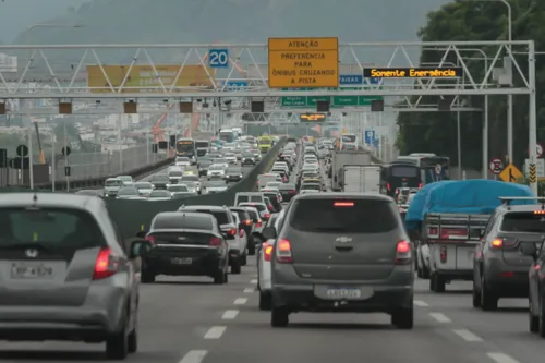 O acidente ocorreu  na descida do Vão Central