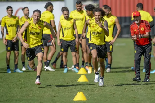 Filipe Luís e Willian Arão recuperam espaço na equipe titular