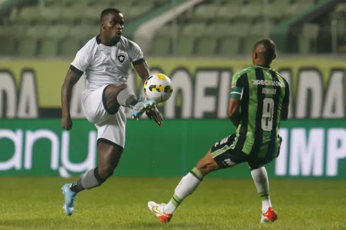 Botafogo sai derrotado em primeiro partida da Copa do Brasil.