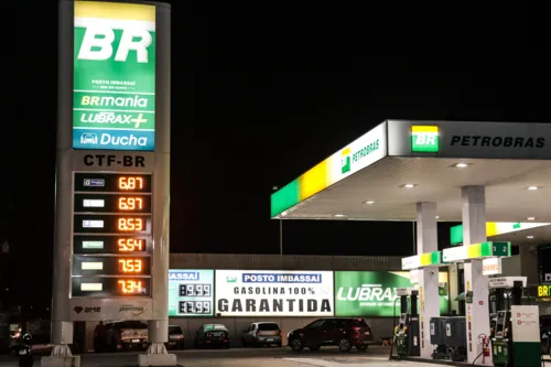 Gasolina mais barata para moradores de São Gonçalo.