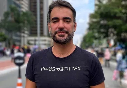 Matheus na Avenida Paulista