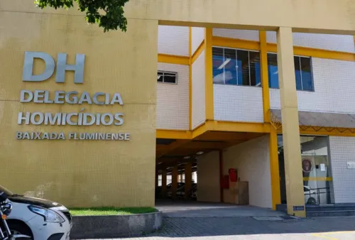 Caso foi registrado na Delegacia de Homicídios da Baixada Fluminense.