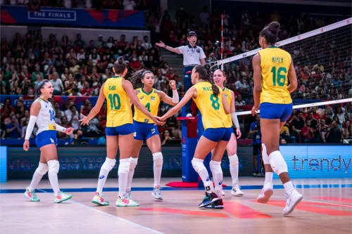 Meninas do Brasil venceram por 3 sets a 1