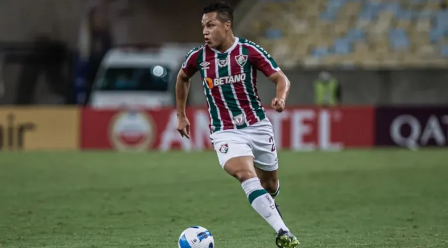 Marlon pertence ao Fluminense desde 2017, mas não conseguiu se firmar no clube