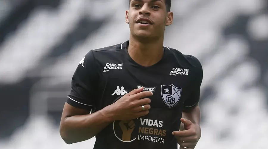 Atleta defendeu o Botafogo entre 2019 e 2020