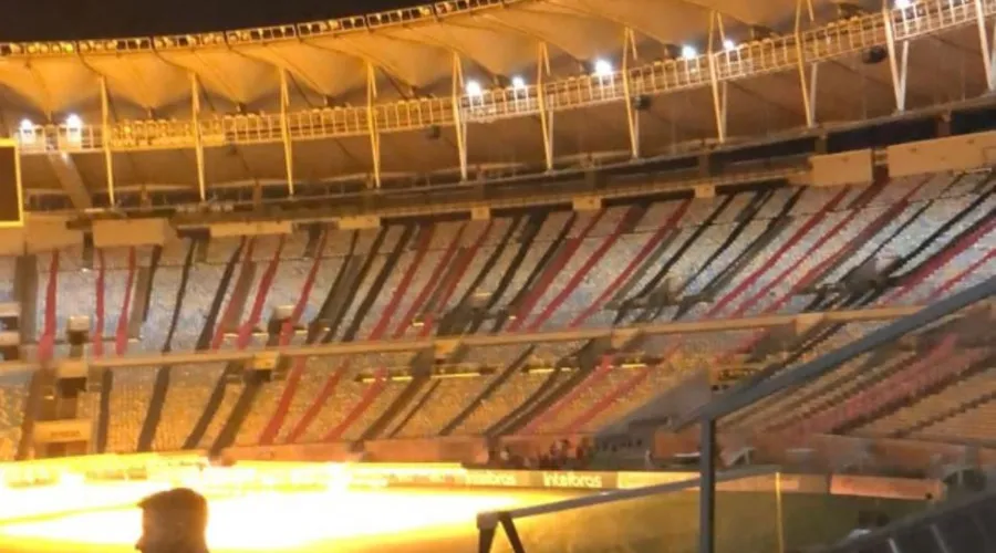 Torcida do Flamengo prepara festa especial desde a madrugada