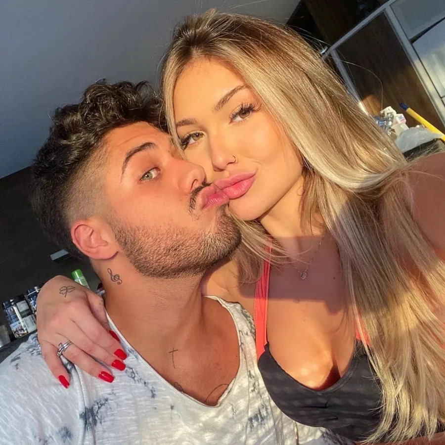 Casal divertiu os seguidores do Instagram nesta sexta-feira (27)