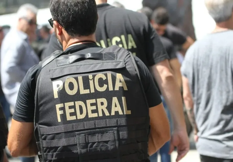 O preso foi encaminhado à Superintendência da PF no Rio de Janeiro, na Praça Mauá