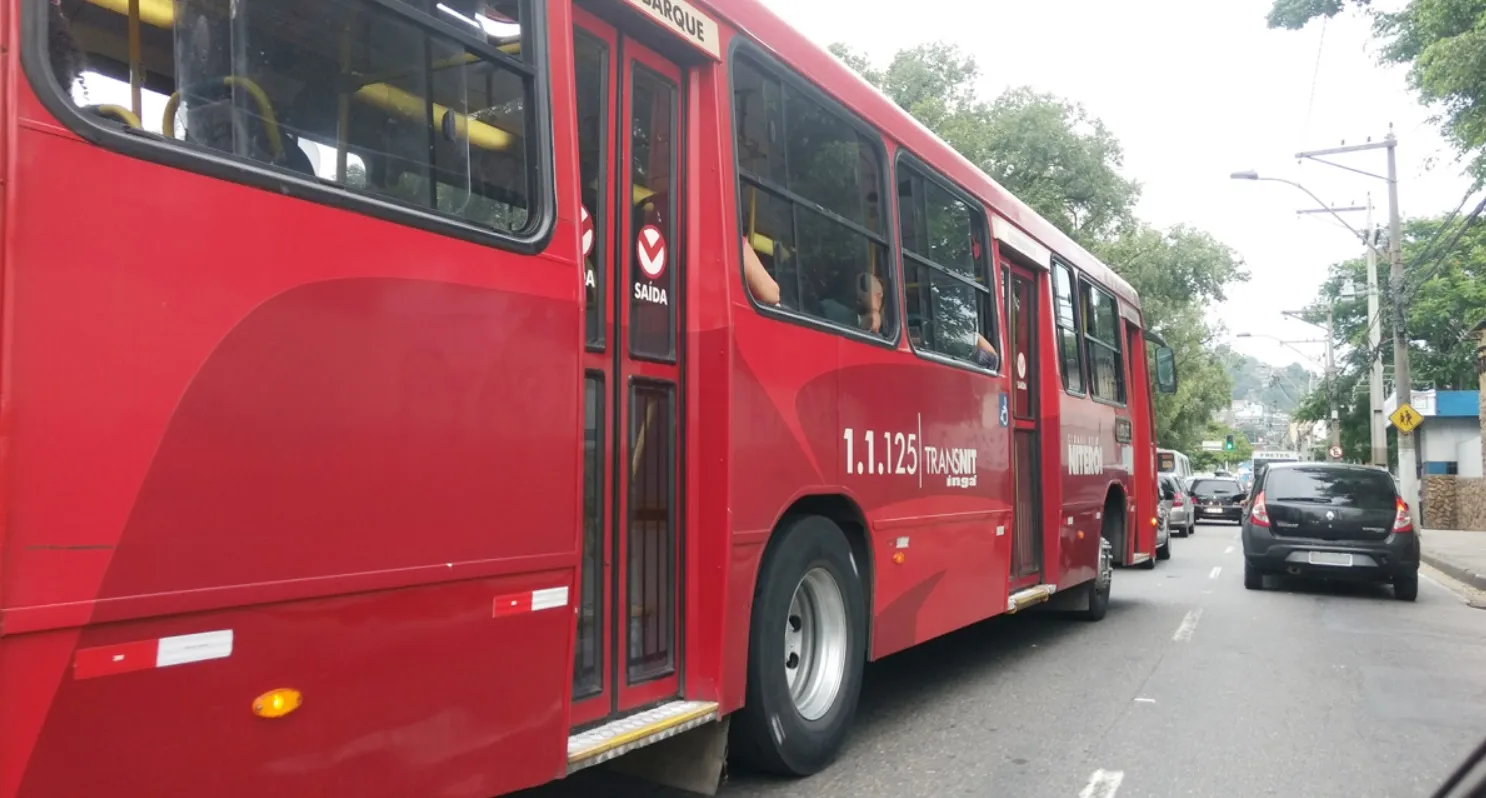 As empresas de ônibus pretendem iniciar uma espécie de racionamento do número de viagens