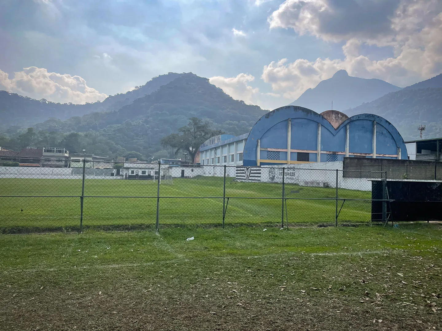 Campo do Esporte Clube Pau Grande, Pau Grande, Mané Garrincha