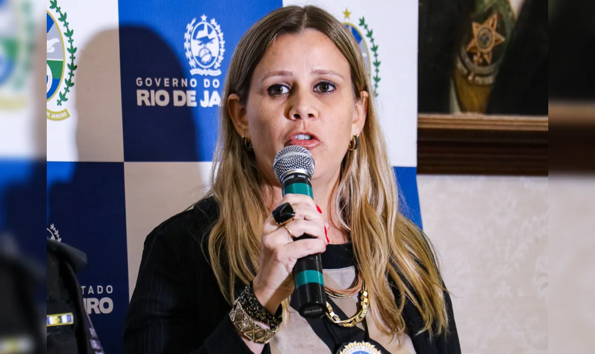 Gabriela Von Beauvais durante entrevista coletiva nesta quinta-feira