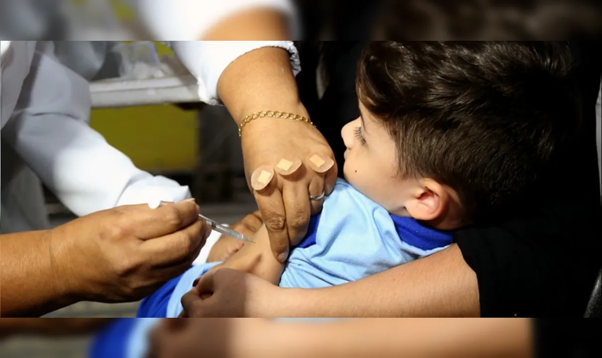 Vacinas estarão disponíveis para o público-alvo que quiser atualizar a caderneta