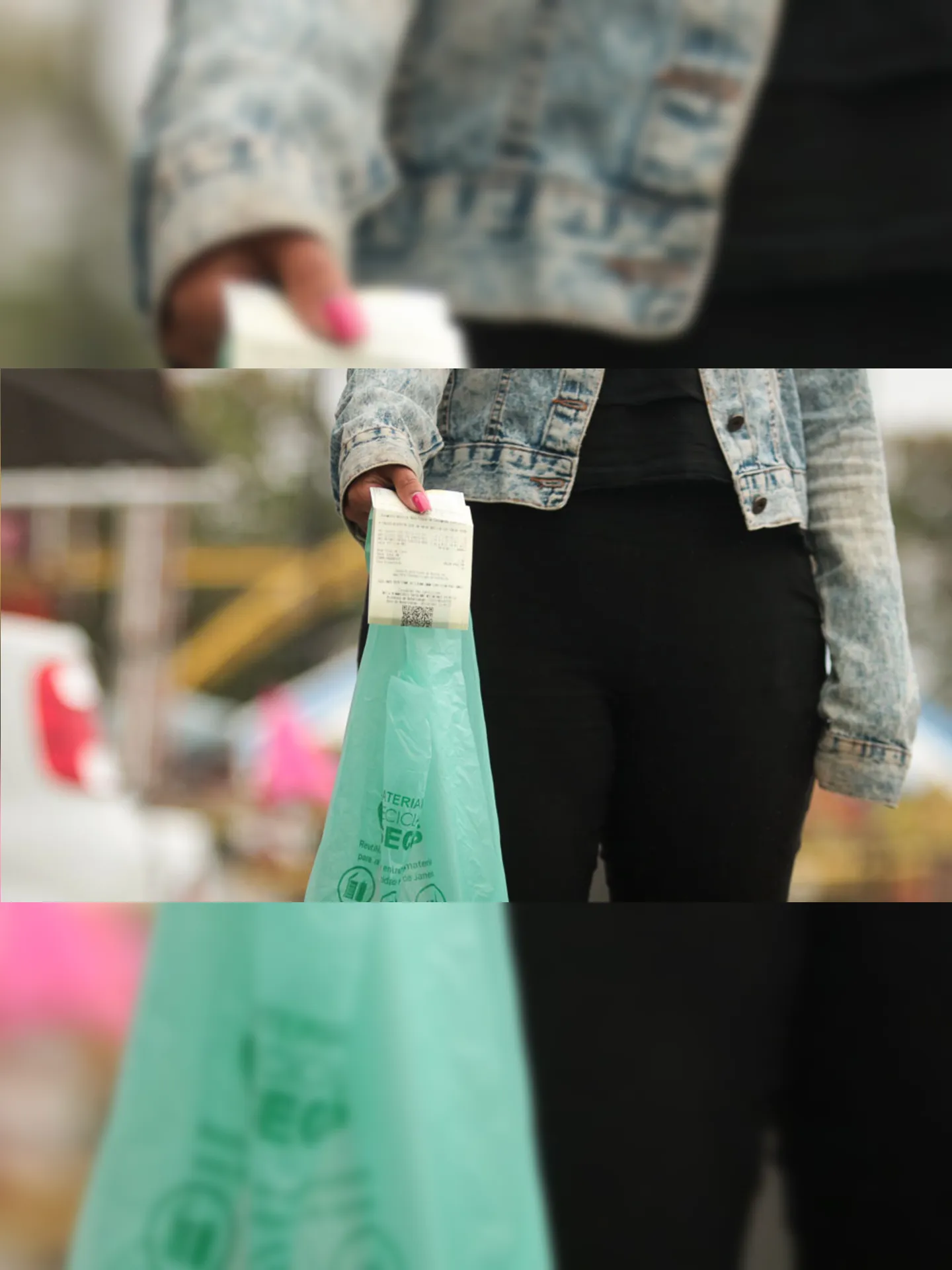 No Brasil, em 2011, Belo Horizonte foi a primeira cidade no país a proibir a distribuição de sacolas plásticas em supermercados