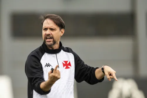 Maurício Souza é alvo de muitas críticas da torcida do Vasco