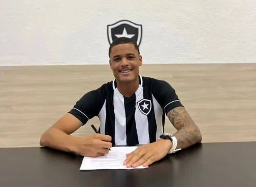 Janderson assinou com o Botafogo até dezembro de 2023