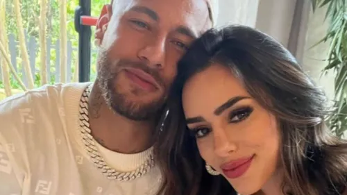 Neymar e Bruna Biancardi posando juntos