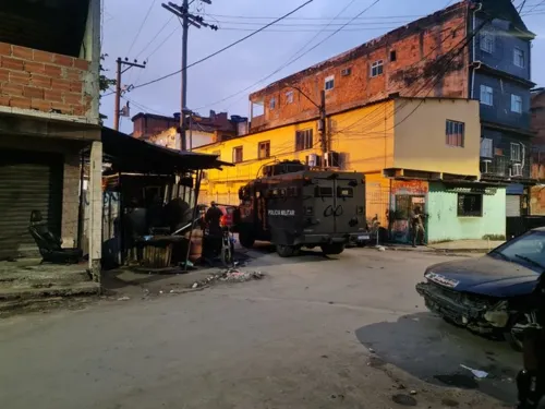 Ação acontece desde as primeiras horas da manhã desta quarta