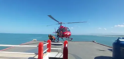 Equipe dos Bombeiros resgatou o homem no último sábado (13)