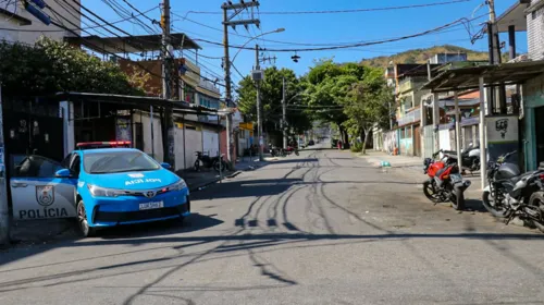 A Polícia Militar realiza operação contra roubo de veículos e cargas