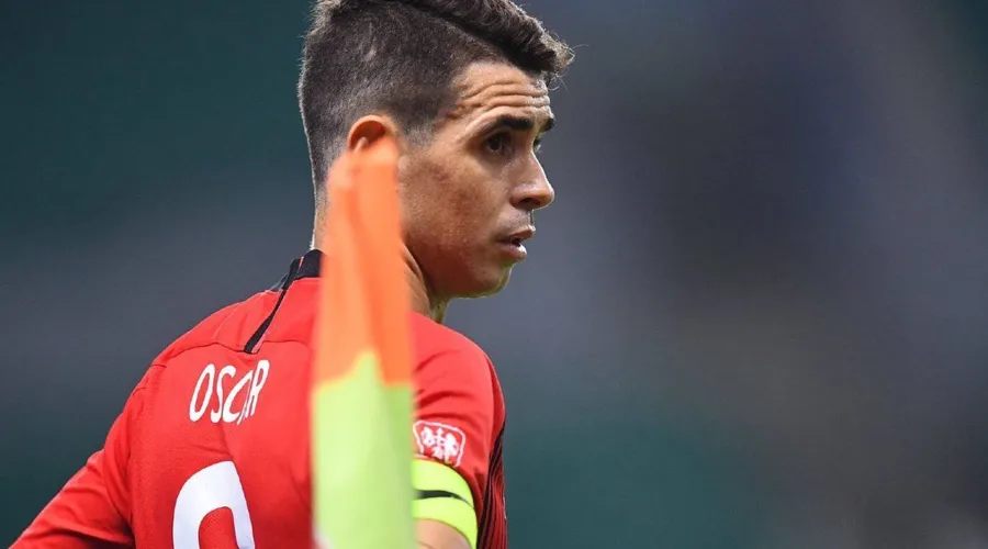Oscar está a caminho do Flamengo para assinar contrato de empréstimo