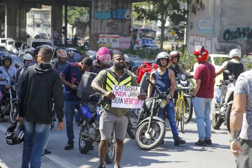 Profissionais se concentraram no Ponto Cem Réis