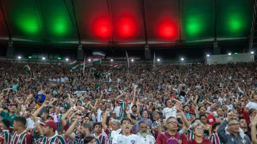 Torcida do Fluminense esgotou os ingressos para o duelo no Maracanã