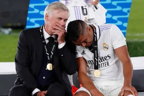 Ancelotti tentou segurar Casemiro, mas não conseguiu