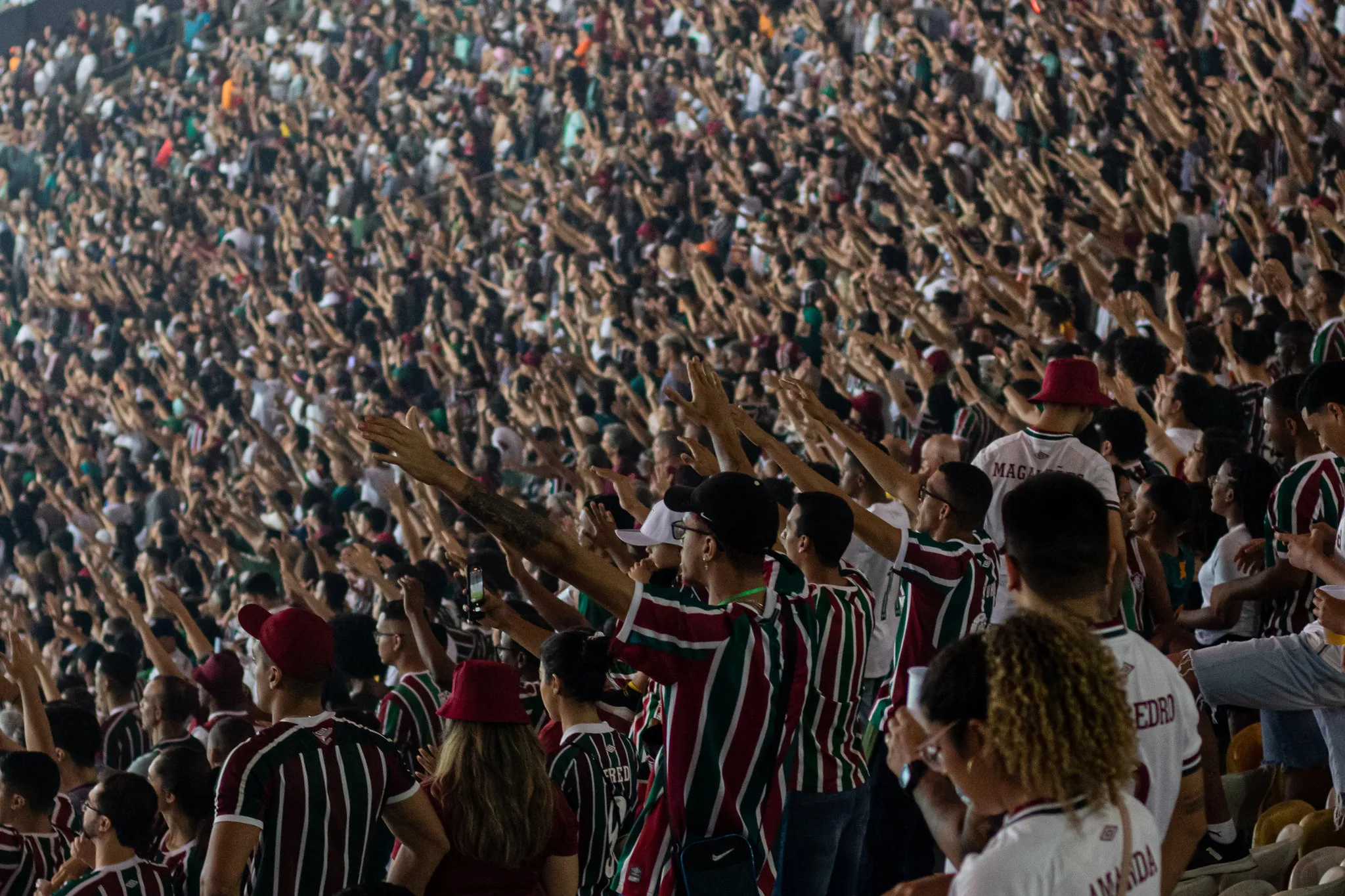 Embalada, torcida do Fluminense já comprou cerca de 25 mil ingressos