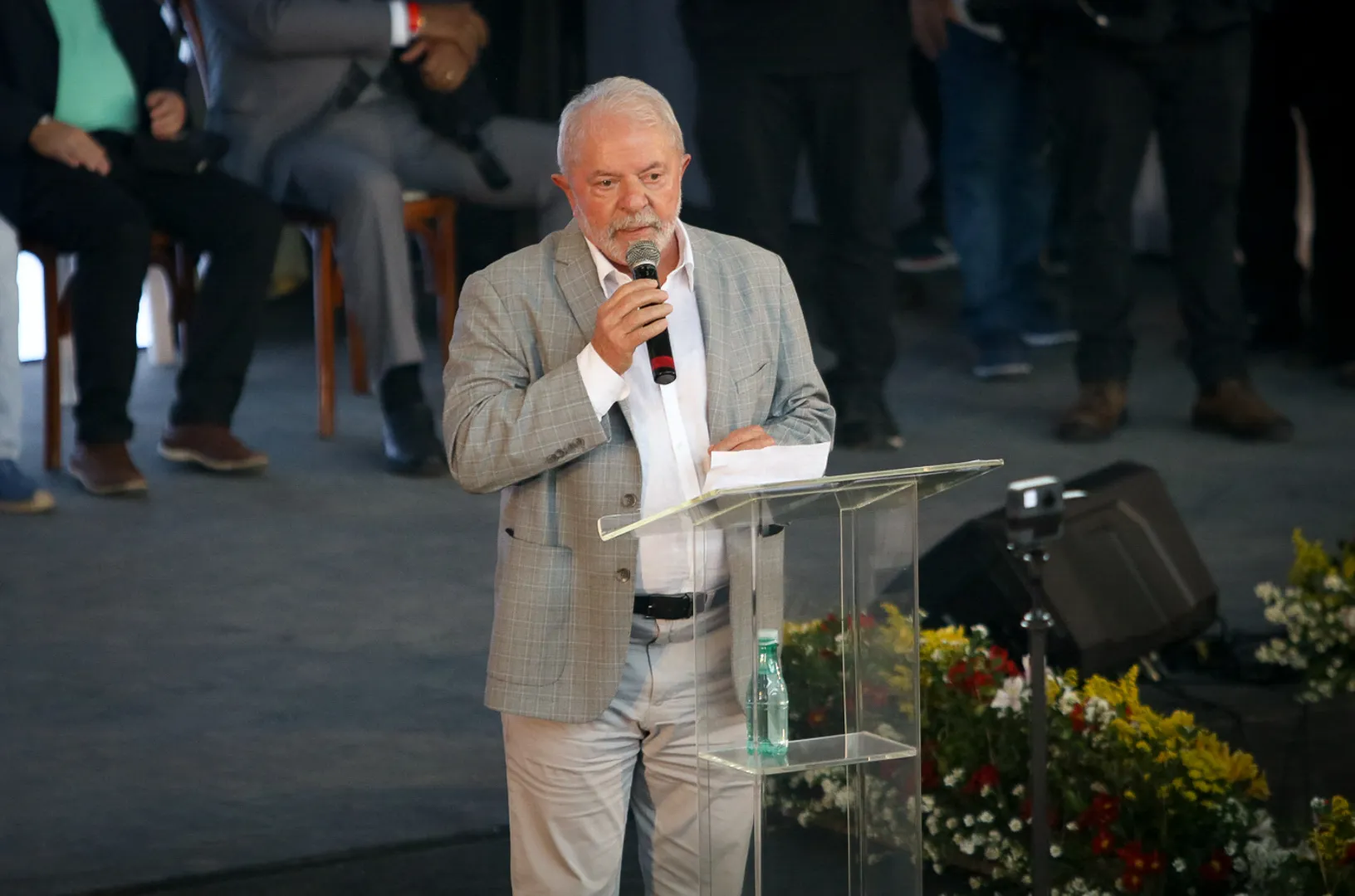Lula tenta voltar ao comando do país para um terceiro mandato