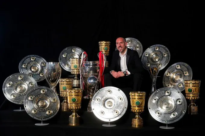 Ribéry encerrou a carreira aos 39 anos