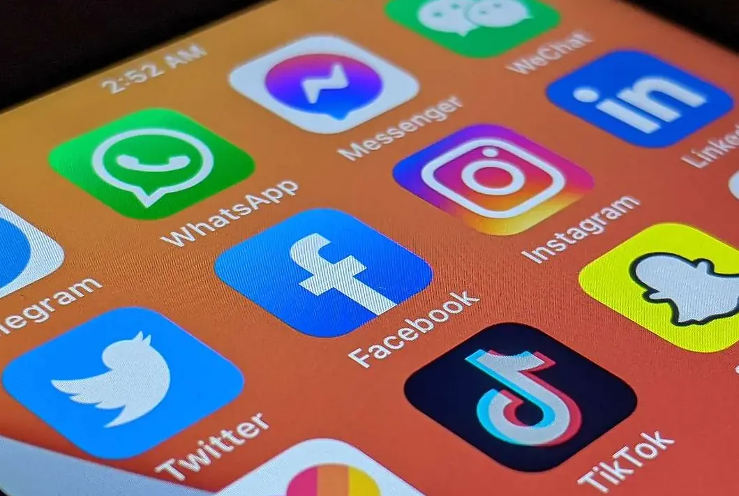 Whatsapp, Instagram e Facebbok apresentaram instabilidade no mundo todo na tarde desta sexta-feira (28)